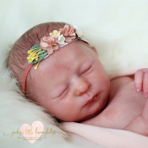 REALBORN ARIA SLEEPING